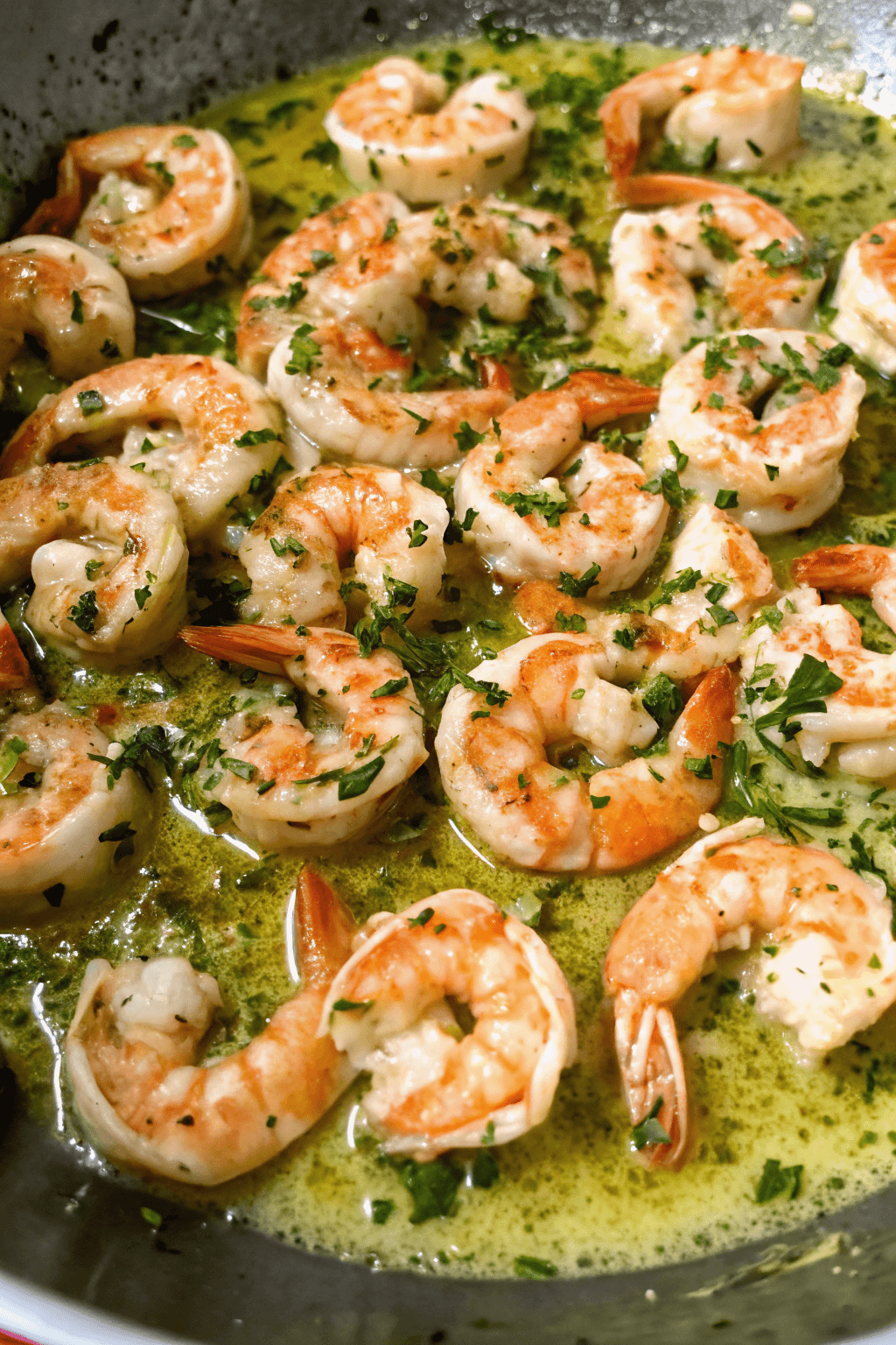 Camarones al mojo de ajo con mantequilla y limón