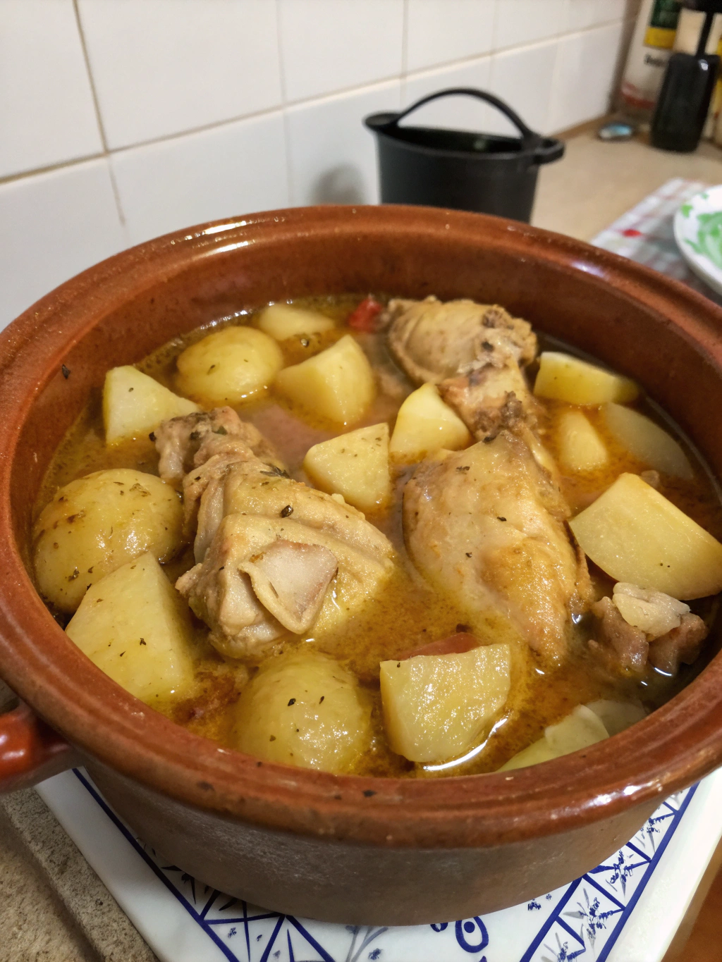 Cazuela de pollo y papas