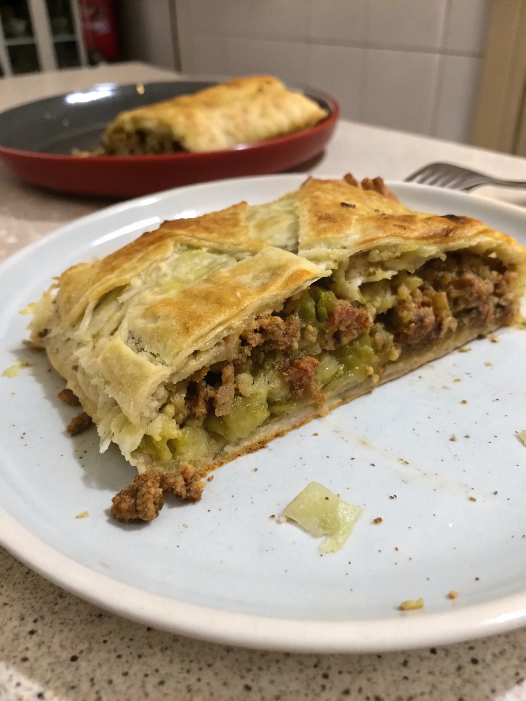 Hojaldre de carne y col