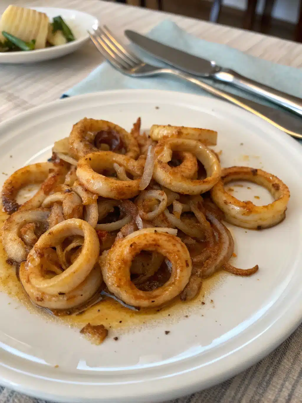 Chipirones Encebollados